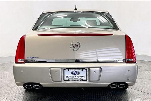 2008 Cadillac DTS Base