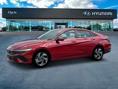 2025 Hyundai ELANTRA SEL