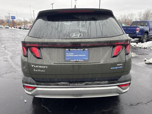 2025 Hyundai TUCSON SEL