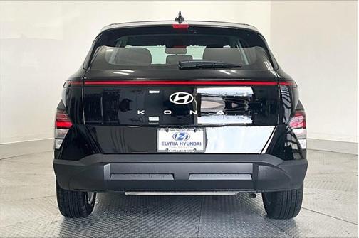 2025 Hyundai KONA SE
