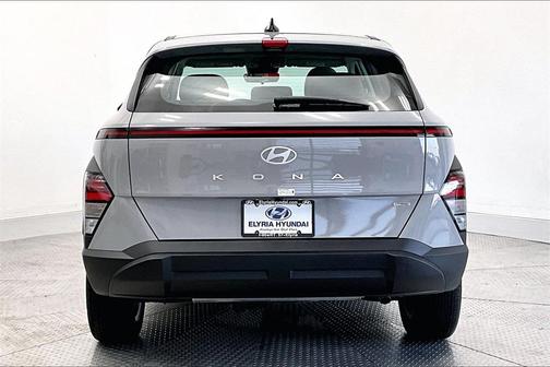 2025 Hyundai KONA SE
