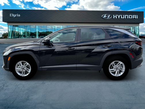 2025 Hyundai TUCSON SE