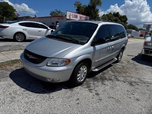 2003 Chrysler Town & Country LXi