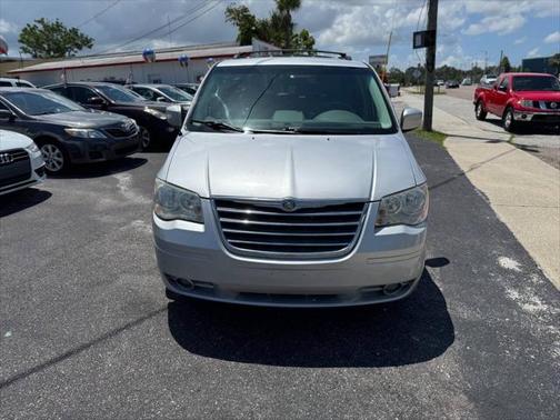 2008 Chrysler Town & Country Touring