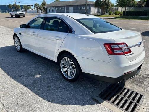 2016 Ford Taurus Limited