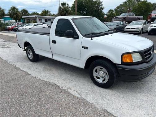 2004 Ford F-150 XL