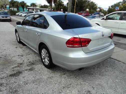 2015 Volkswagen Passat 1.8T S