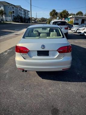 2011 Volkswagen Jetta SE