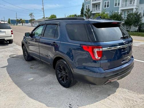 2016 Ford Explorer Base