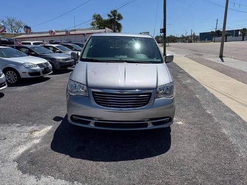 Billet Silver Metallic Clearcoat 2016 Chrysler Town & Country Touring