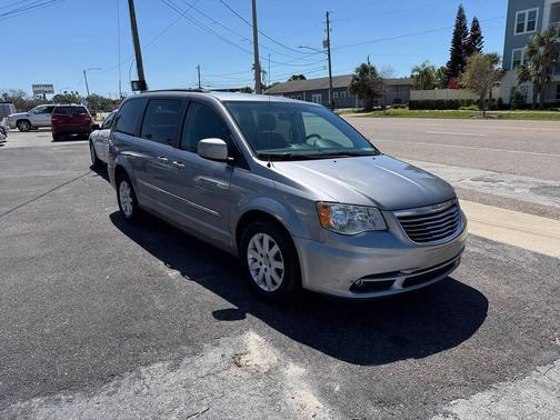 Billet Silver Metallic Clearcoat 2016 Chrysler Town & Country Touring