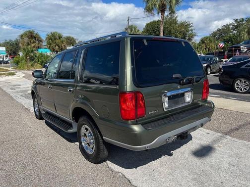 2001 Lincoln Navigator Base