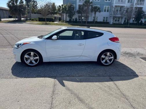 Century White 2014 Hyundai Veloster Base