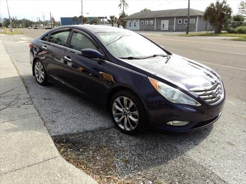 2012 Hyundai SONATA SE