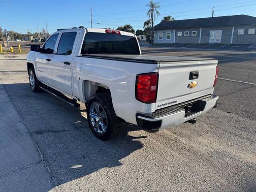 2018 Chevrolet Silverado 1500 Custom