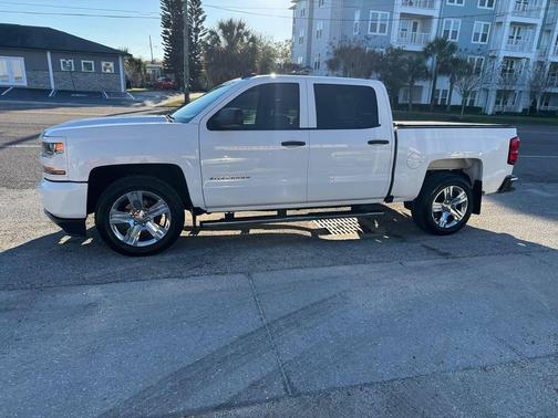 2018 Chevrolet Silverado 1500 Custom