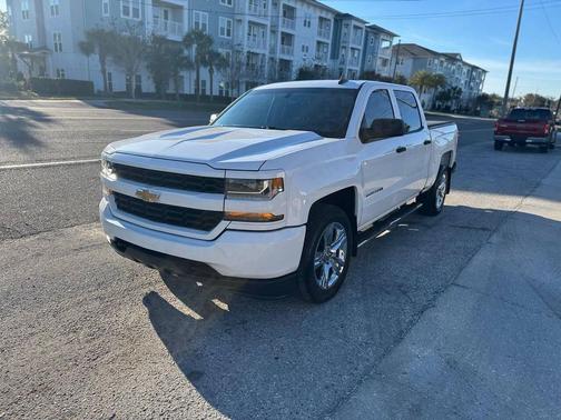 2018 Chevrolet Silverado 1500 Custom