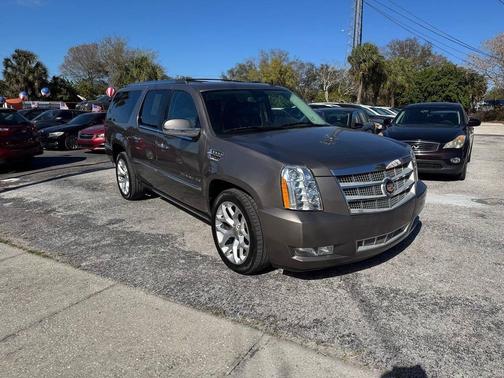 2014 Cadillac Escalade ESV Platinum Edition