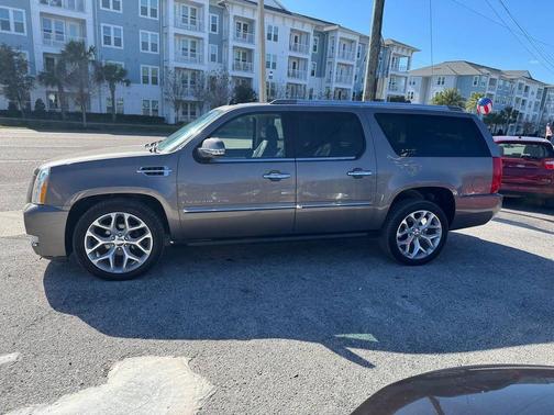 2014 Cadillac Escalade ESV Platinum Edition