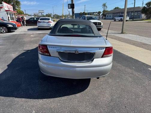 2004 Chrysler Sebring Base