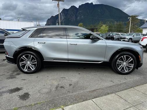 2024 Cadillac LYRIQ Luxury w/1SC