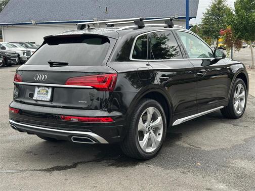 2022 Audi Q5 45 S line Premium Plus