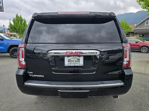 Onyx Black 2017 GMC Yukon Denali