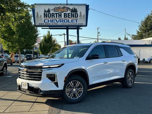 2026 Chevrolet Traverse LT