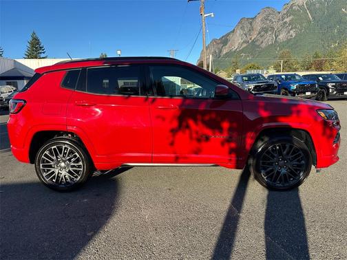 2023 Jeep Compass (RED) Edition 4x4