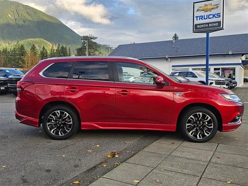 2018 Mitsubishi Outlander PHEV GT