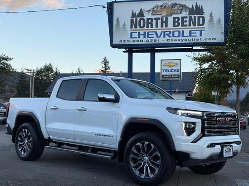 Summit White 2023 GMC Canyon Denali