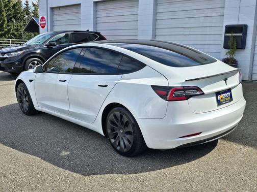 Pearl White Multi-Coat 2021 Tesla Model 3 Standard Range Plus