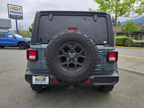 Anvil Clear Coat 2024 Jeep Wrangler Willys