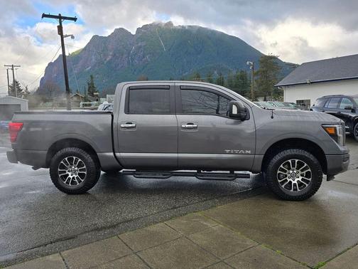 Gun Metallic 2021 Nissan Titan SV