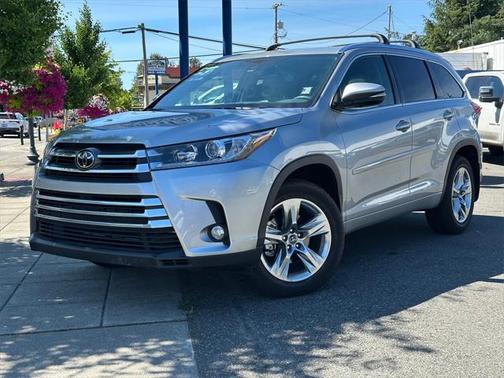 2017 Toyota Highlander Limited