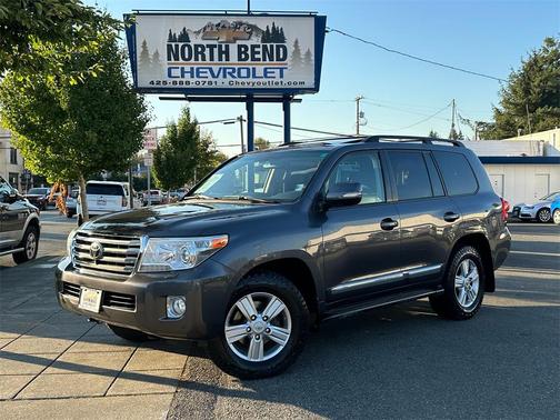 2015 Toyota Land Cruiser Base