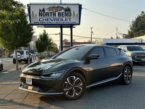 2023 Kia EV6 Light