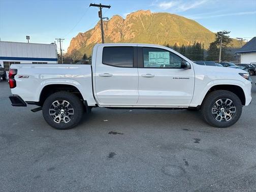 2025 Chevrolet Colorado Z71