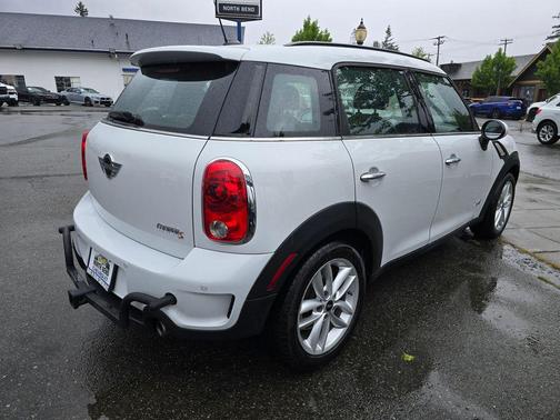 Light White 2012 MINI Cooper S Countryman Base