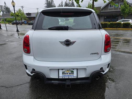 Light White 2012 MINI Cooper S Countryman Base