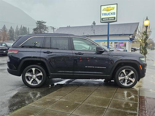 2024 Jeep Grand Cherokee 4xe Base