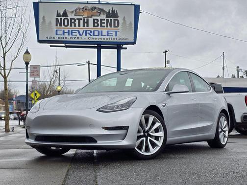 Silver 2018 Tesla Model 3 Long Range