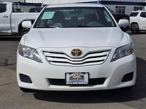 Super White 2011 Toyota Camry LE