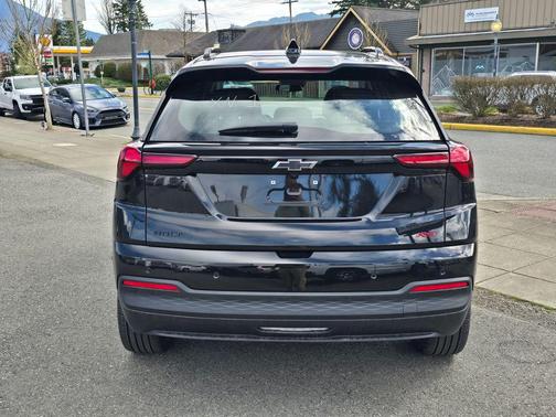 Mosaic Black Metallic 2027 Chevrolet Bolt RS FWD