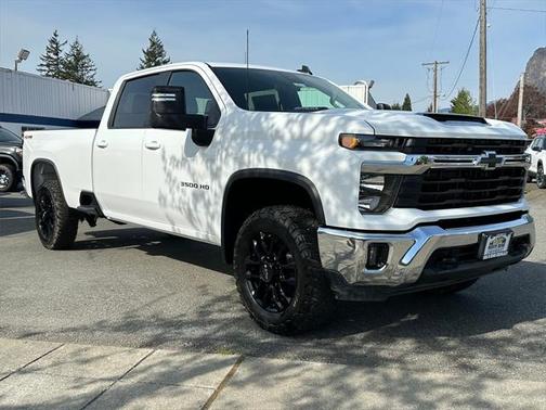 2025 Chevrolet Silverado 3500 LT