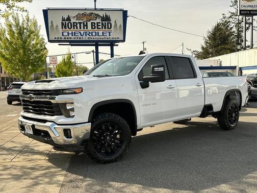 2025 Chevrolet Silverado 3500 LT