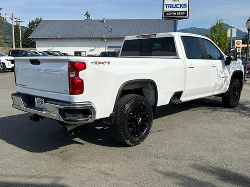 2025 Chevrolet Silverado 3500 LT