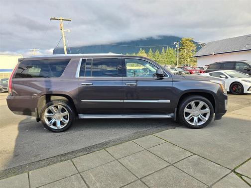 2015 Cadillac Escalade ESV Luxury