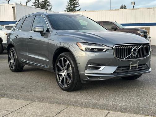 2019 Volvo XC60 Recharge Plug-In Hybrid T8 Inscription