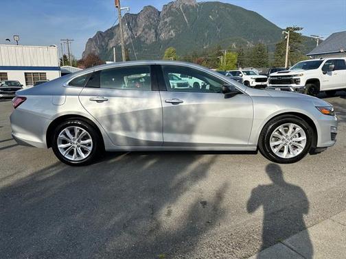 2022 Chevrolet Malibu FWD LT